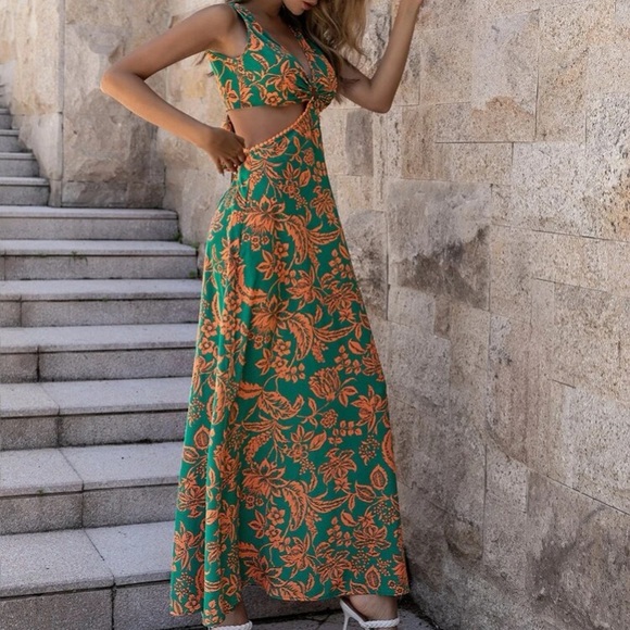 Boho floral print side cutout maxi dress - Picture 6 of 6